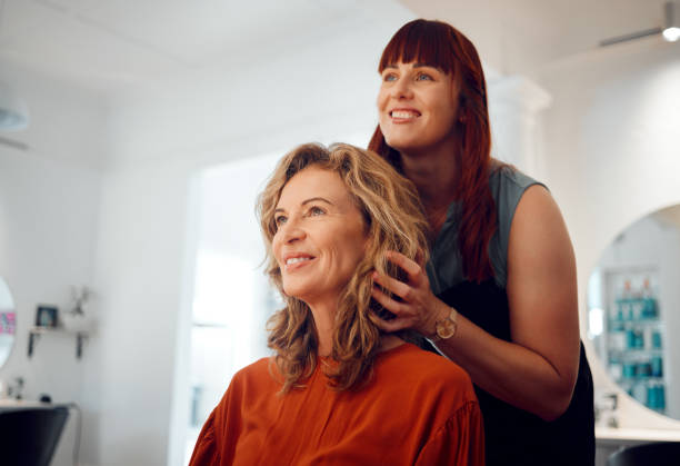 How At-Home Salon Services are Revolutionizing the Beauty Industry!